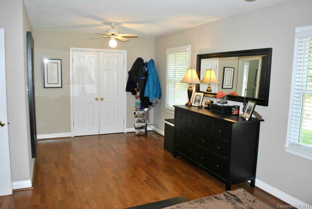 6313 Welford Road Charlotte, NC 28211 - Photo 15 of 24 Gallery Image 15