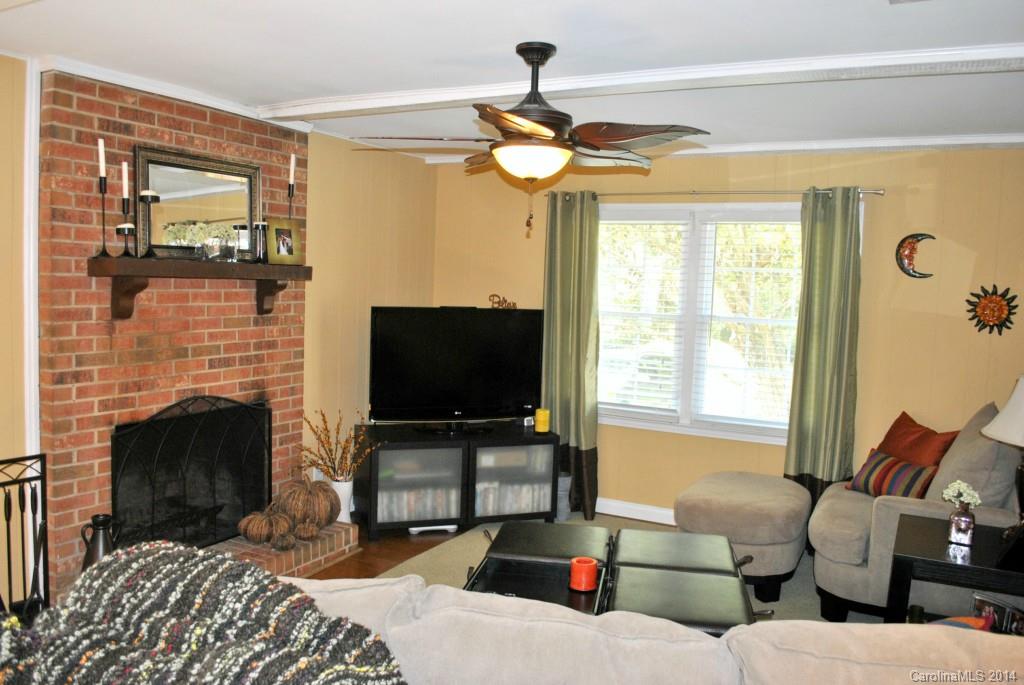 6313 Welford Road Charlotte, NC 28211 - Photo 10 of 24 Gallery Image 10