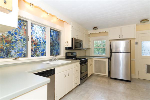 7 Calvin Road Boston, MA 02130 - Photo 5 of 23 Gallery Image 5