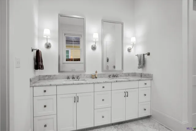 $959,000 | 5042 Mimosa Street, Baton Rouge, LA 70808