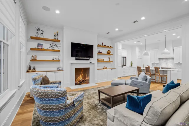 $959,000 | 5042 Mimosa Street, Baton Rouge, LA 70808