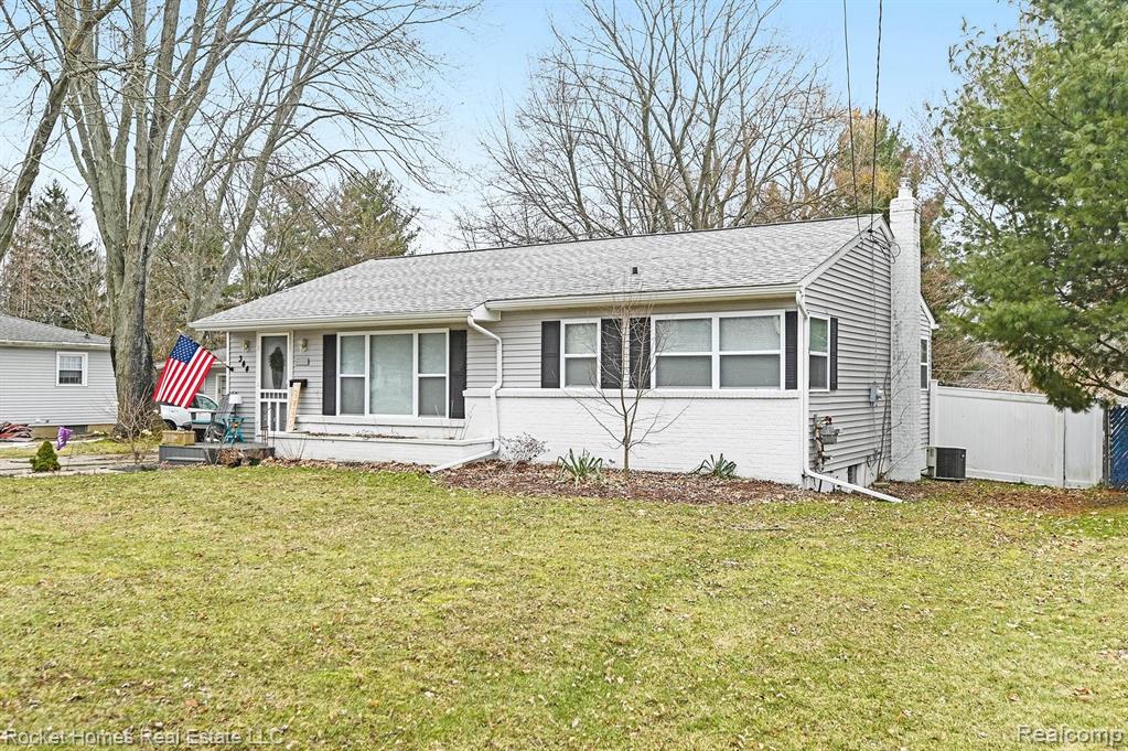 344 West River Road Flushing, MI 48433 - Photo 2 of 20