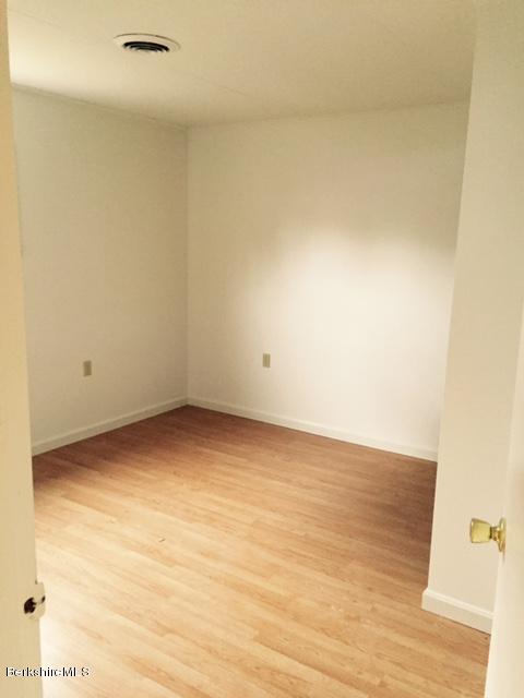 23 Bushey Road Pittsfield, MA 01201 - Photo 10 of 10 Bedroom 3