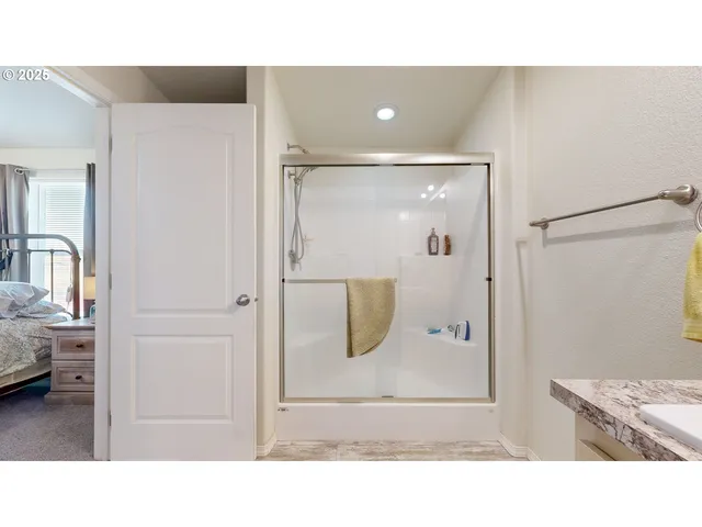 $324,900 | 160 Southeast Charity Loop, Irrigon, OR 97844