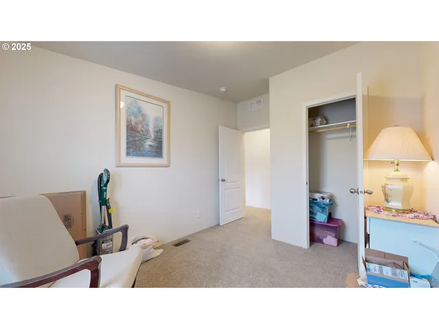 $324,900 | 160 Southeast Charity Loop, Irrigon, OR 97844