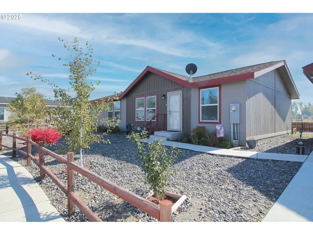 $324,900 | 160 Southeast Charity Loop, Irrigon, OR 97844