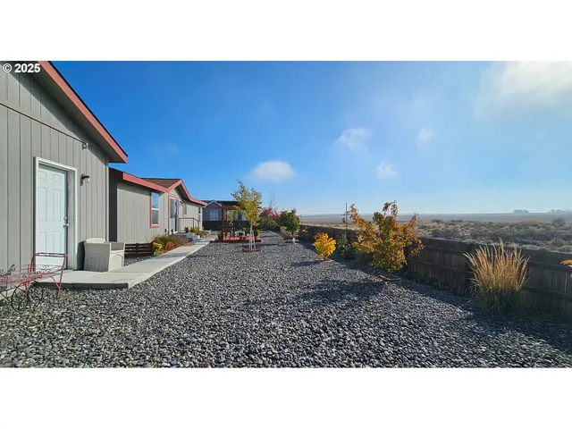 $324,900 | 160 Southeast Charity Loop, Irrigon, OR 97844