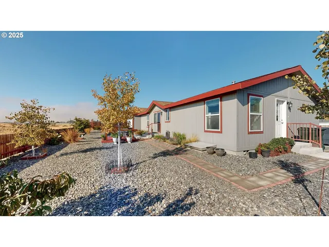 $324,900 | 160 Southeast Charity Loop, Irrigon, OR 97844