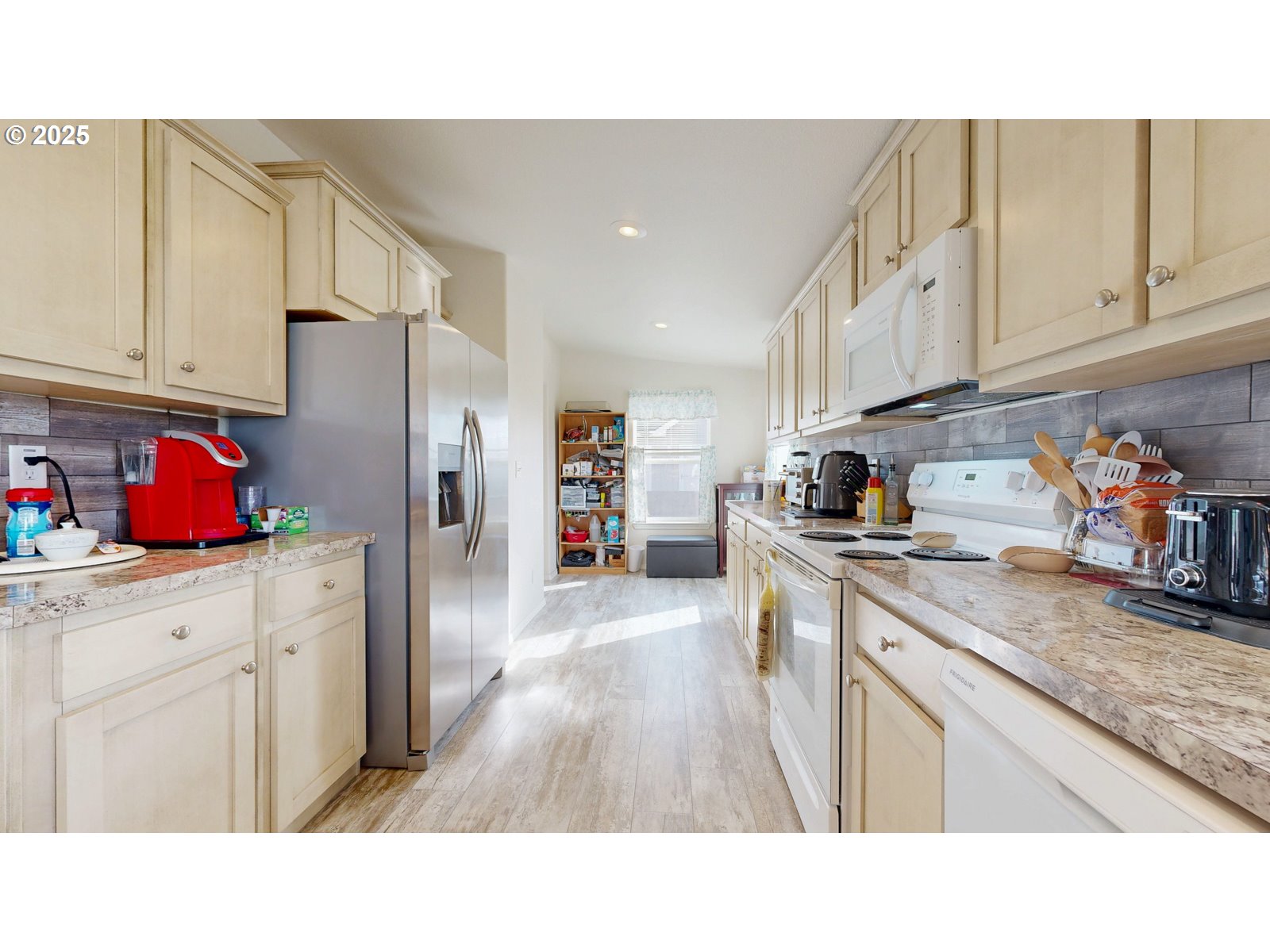 160 Southeast Charity Loop Irrigon, OR 97844 - Photo 7 of 31