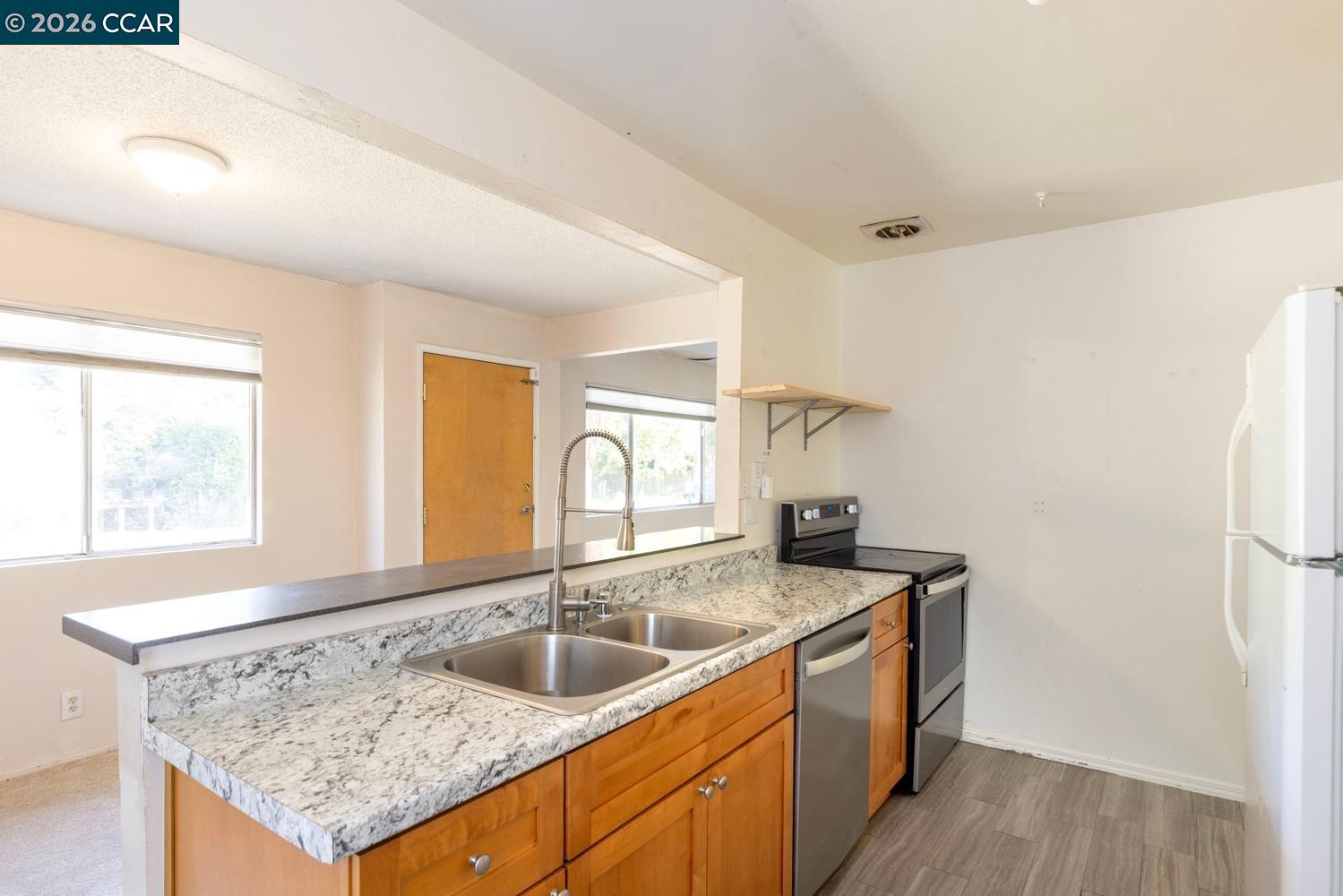 453 Bridge Road Walnut Creek, CA 94595 - Photo 12 of 23