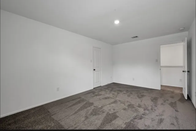 $2,900 | 19179 Pinewood Grove Trail, New Caney, TX 77357