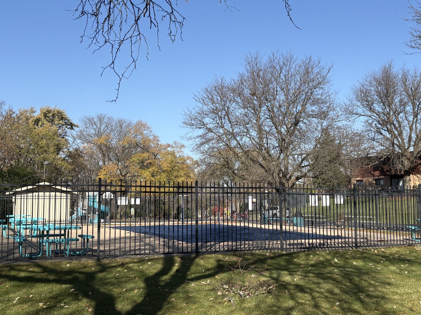 200 Willow Lane, Unit C109 Willow Springs, IL 60480 - Photo 2 of 3