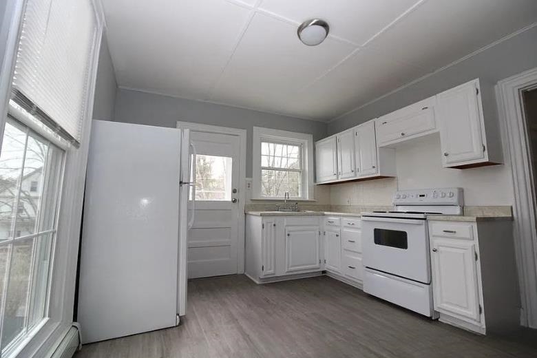 223 High Street Somersworth, NH 03878 - Photo 7 of 23