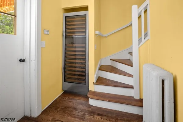 a view of entryway
