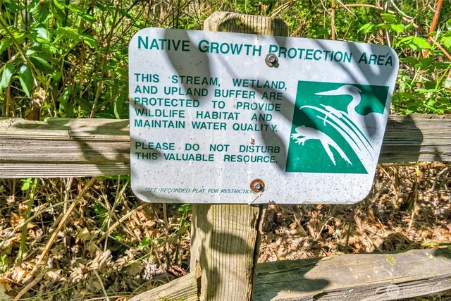 $1,799,950 | 5732 Halls Lake Way, Lynnwood, WA 98036