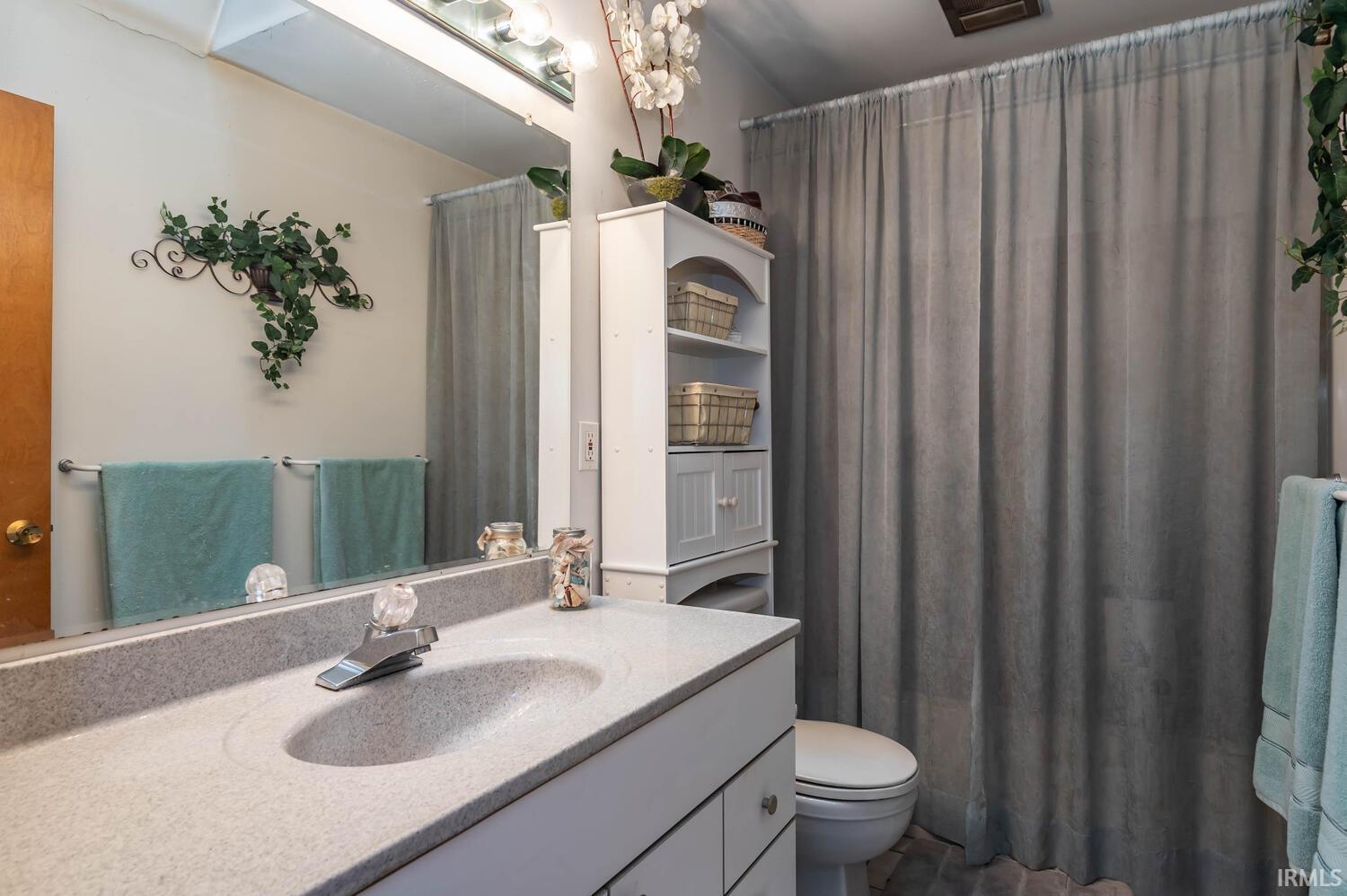 3865 East Dora Road Bloomington, IN 47408 - Photo 24 of 36 Gallery Image 24