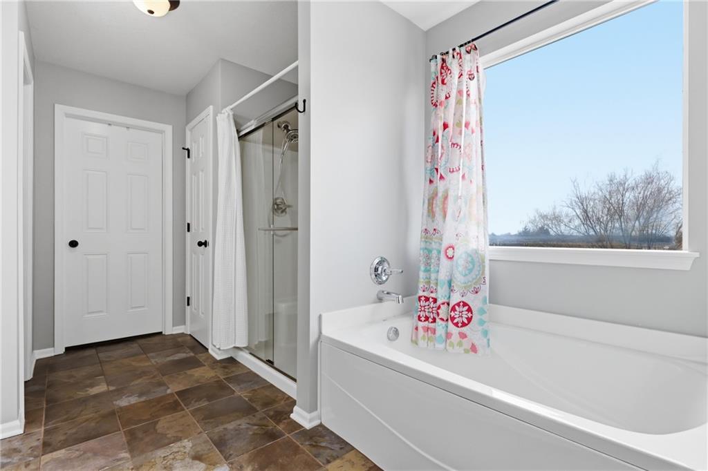 21741 Summer Street Spring Hill, KS 66083 - Photo 11 of 28