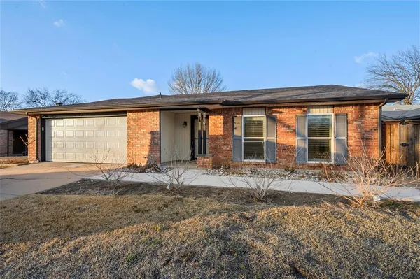 $392,500 | 4125 Hawthorn Lane, Fort Worth, TX 76137