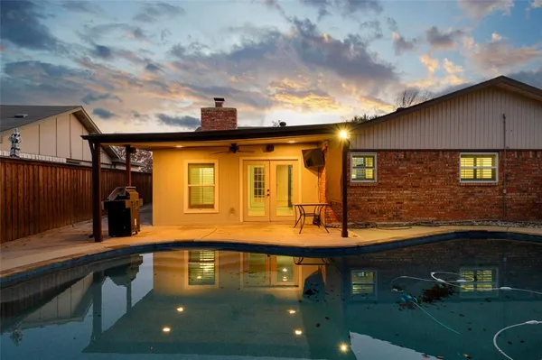 $392,500 | 4125 Hawthorn Lane, Fort Worth, TX 76137