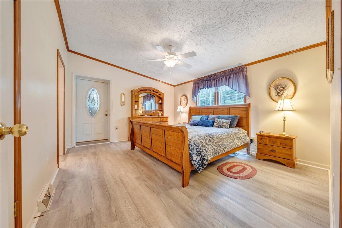 2684 Mountain Valley Road Vinton, VA 24179 - Photo 24 of 77 022-MIB06979