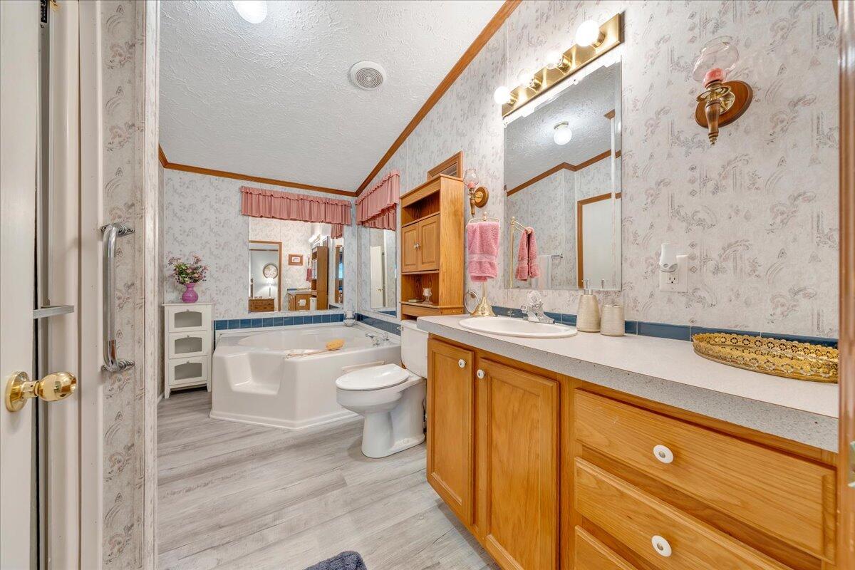 2684 Mountain Valley Road Vinton, VA 24179 - Photo 25 of 77 023-MIB06985