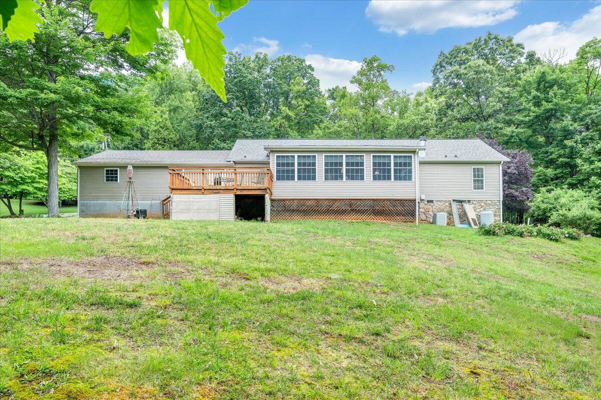 2684 Mountain Valley Road Vinton, VA 24179 - Photo 36 of 77 034-MIB07048