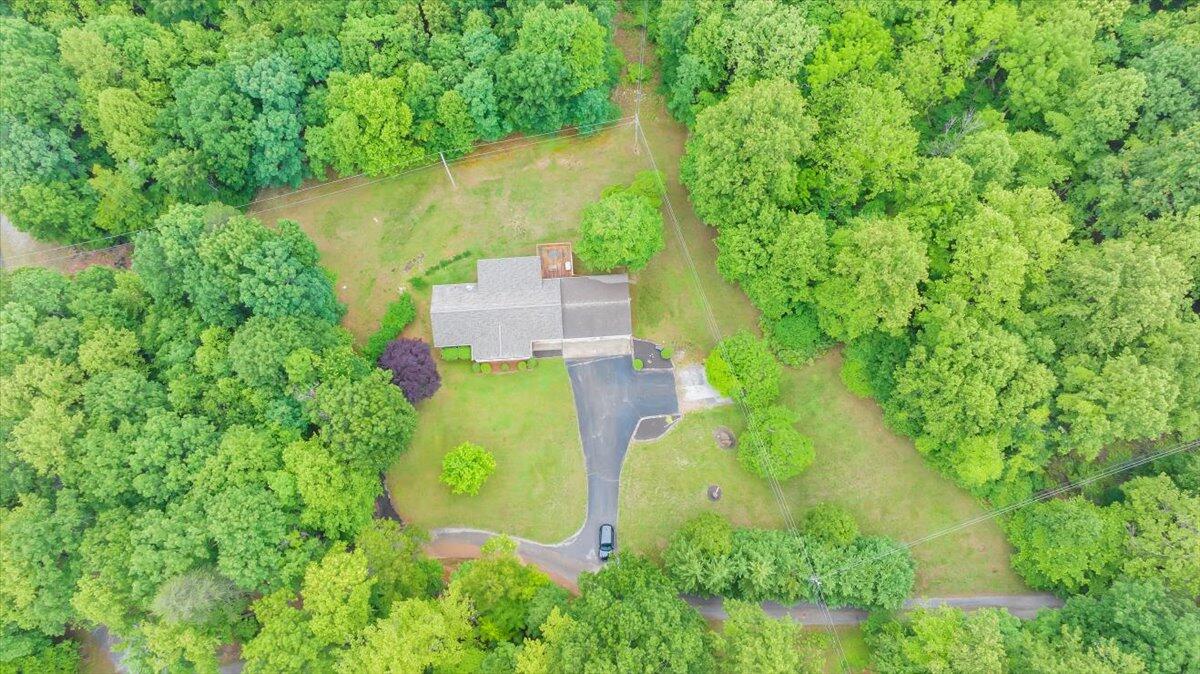 2684 Mountain Valley Road Vinton, VA 24179 - Photo 56 of 77 070-DJI_20240517102400_0049_D_MIB