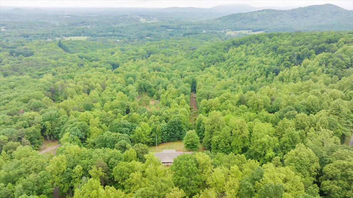 2684 Mountain Valley Road Vinton, VA 24179 - Photo 63 of 77 061-DJI_20240517102132_0040_D_MIB