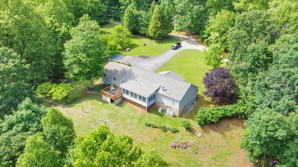 2684 Mountain Valley Road Vinton, VA 24179 - Photo 75 of 77 092-DJI_20240519112847_0021_D_MIB