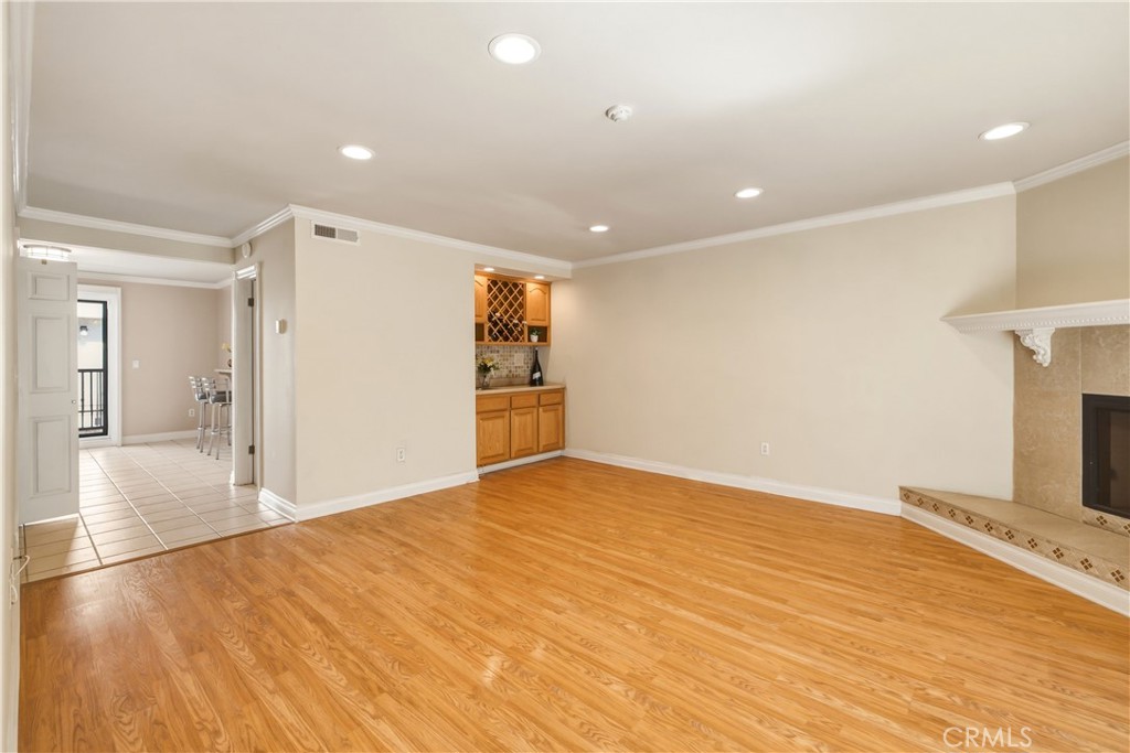 2615 Ruhland Avenue, Unit 15 Redondo Beach, CA 90278 - Photo 42 of 44 Open floor plan in living room with fireplace