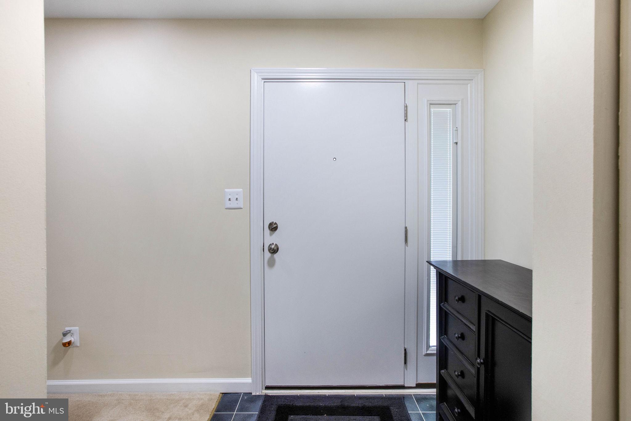 2114 Cartwright Place Reston, VA 20191 - Photo 5 of 63 Gallery Image 5