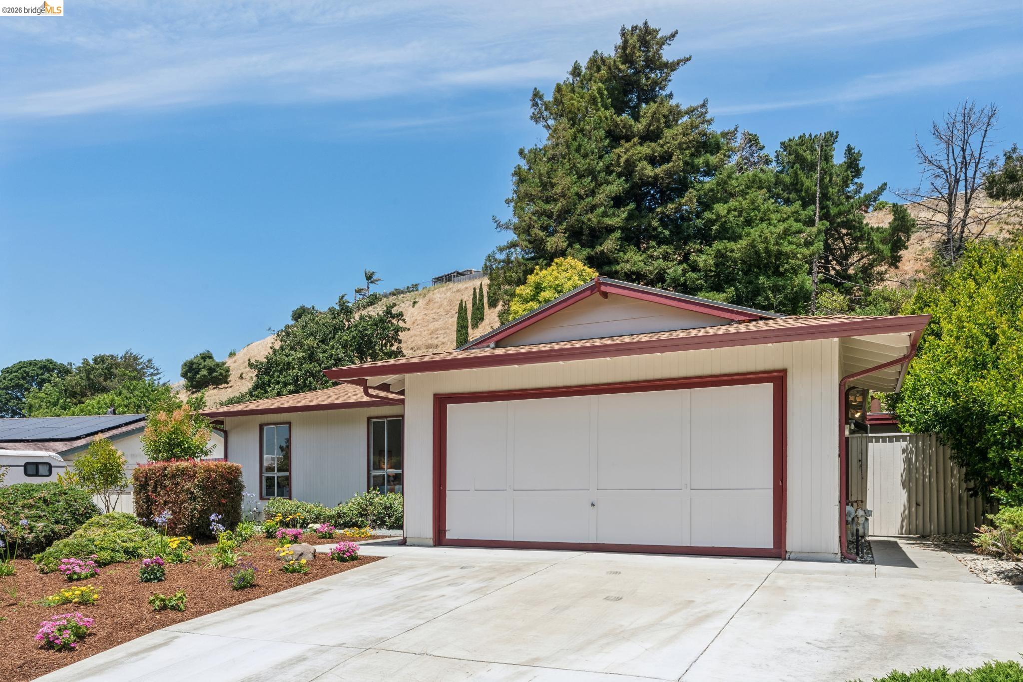 650 Marlesta Road Pinole, CA 94564 - Photo 2 of 64
