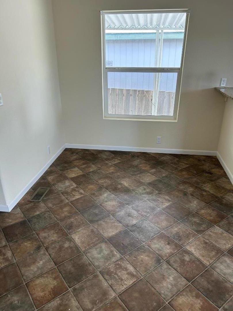 930 Rosedale Avenue, Unit 37 Capitola, CA 95010 - Photo 3 of 10 Gallery Image 3