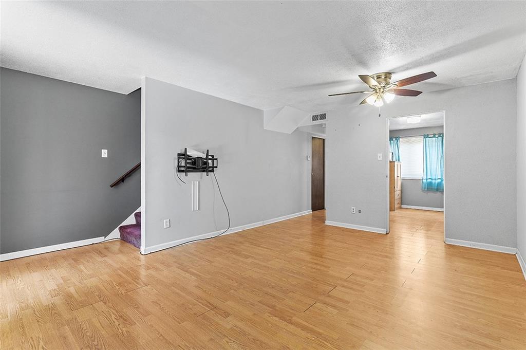 3719 Allendale Circle Pittsburgh, PA 15204 - Photo 12 of 29