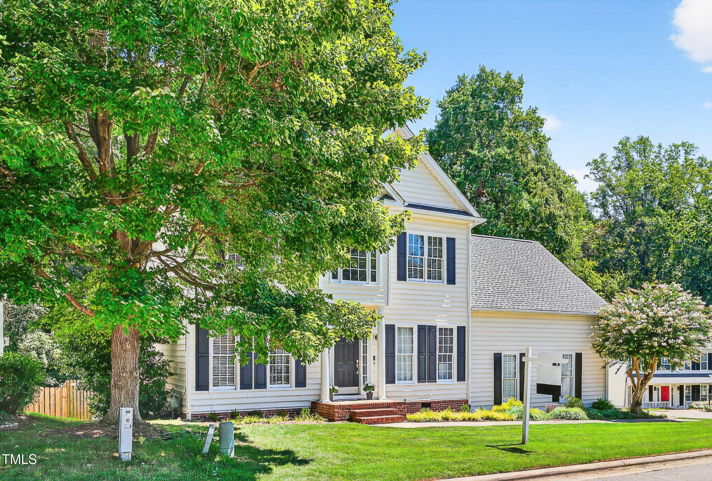 8600 Clivedon Drive Raleigh, NC 27615 - Photo 5 of 38 5_039_dsc03509-edit-gigapixel-standard v