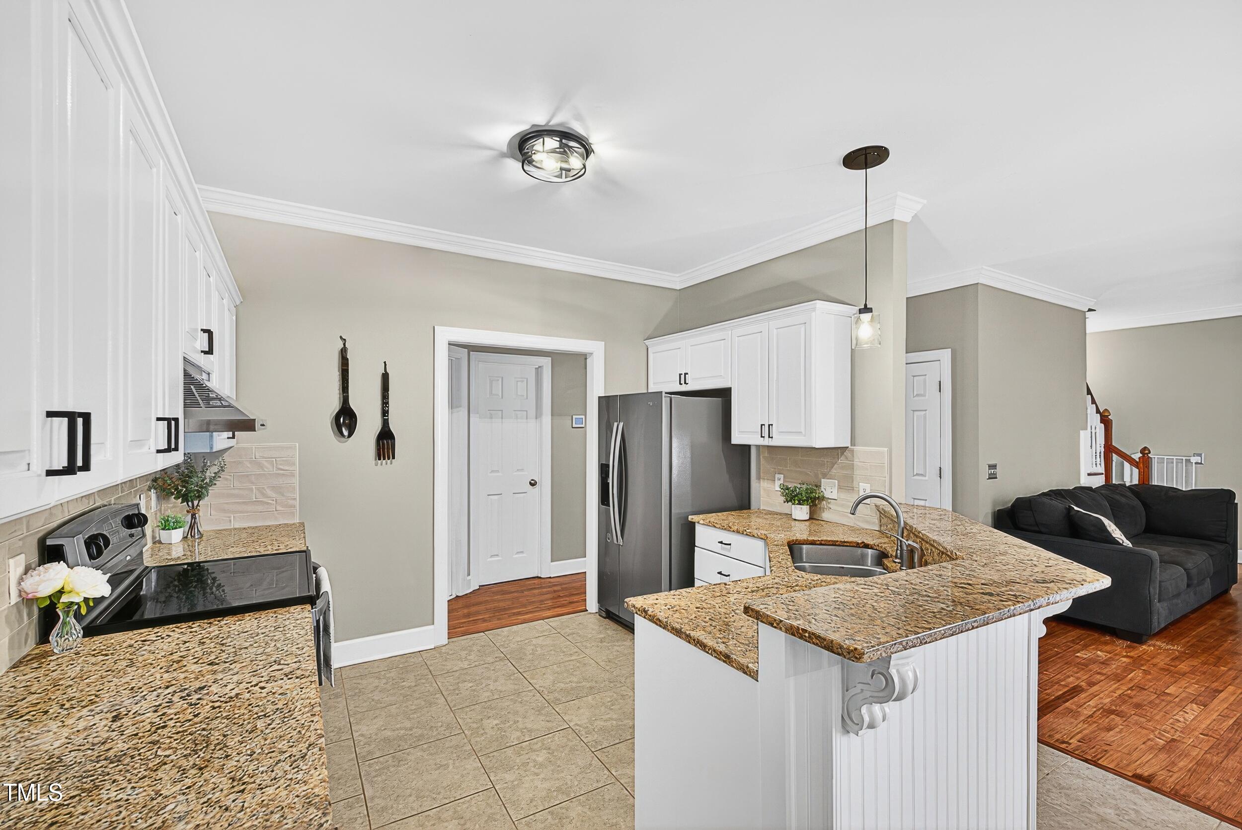 8600 Clivedon Drive Raleigh, NC 27615 - Photo 8 of 38 14_011_dsc03368-edit-gigapixel-standard