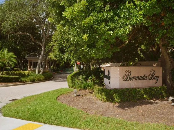 $13,000 | 100 River Oak Lane, Indian River Shores, FL 32963