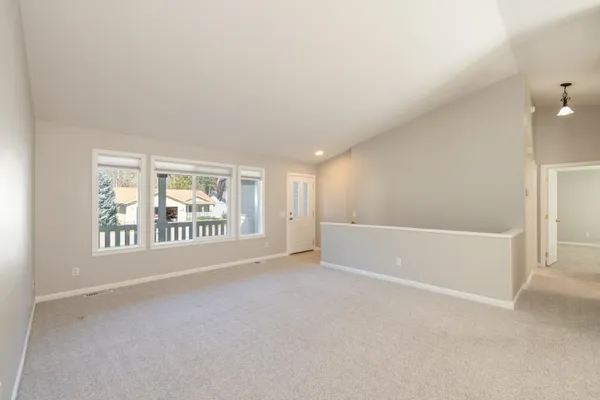 $450,000 | 6009 Ruby Way, Nine Mile Falls, WA 99026