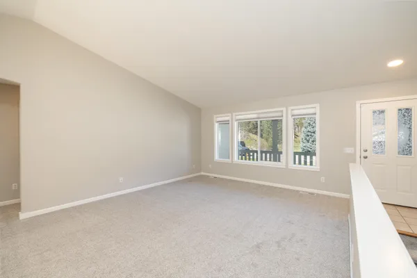 $450,000 | 6009 Ruby Way, Nine Mile Falls, WA 99026