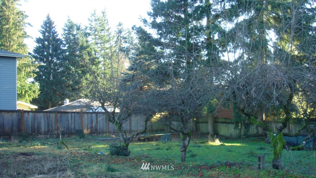 204 216th Street Southwest Bothell, WA 98021 - Photo 4 of 7