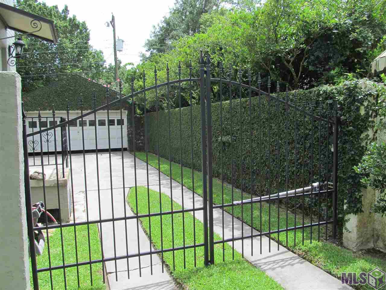 2258 Terrace Avenue Baton Rouge, LA 70806 - Photo 2 of 31 Gallery Image 2