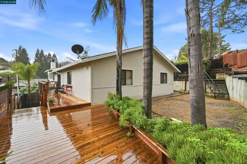 $1,264,500 | 1630 Cayucos Drive, Lafayette, CA 94549