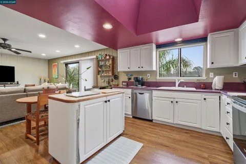 $1,264,500 | 1630 Cayucos Drive, Lafayette, CA 94549