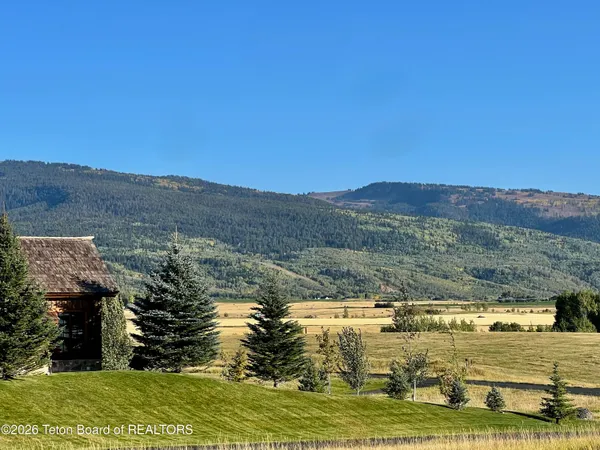 $525,000 | 2290 Snow Crest Ranch Drive, Driggs, ID 83422