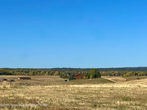 $525,000 | 2290 Snow Crest Ranch Drive, Driggs, ID 83422