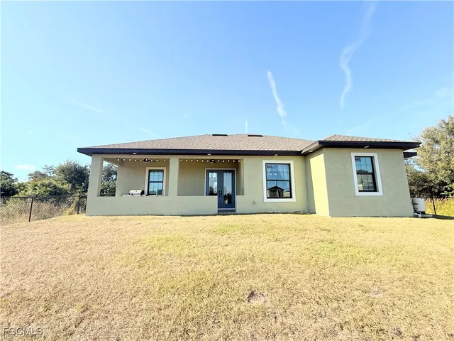 $324,900 | 338 Partridge Street, Lehigh Acres, FL 33974