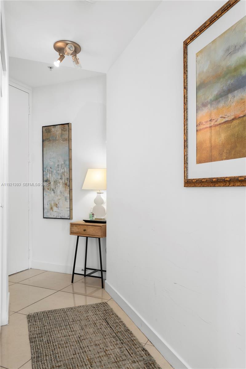 1111 Southwest 1st Avenue, Unit 2925N Miami, FL 33130 - Photo 2 of 19 a picture of a bench in a room