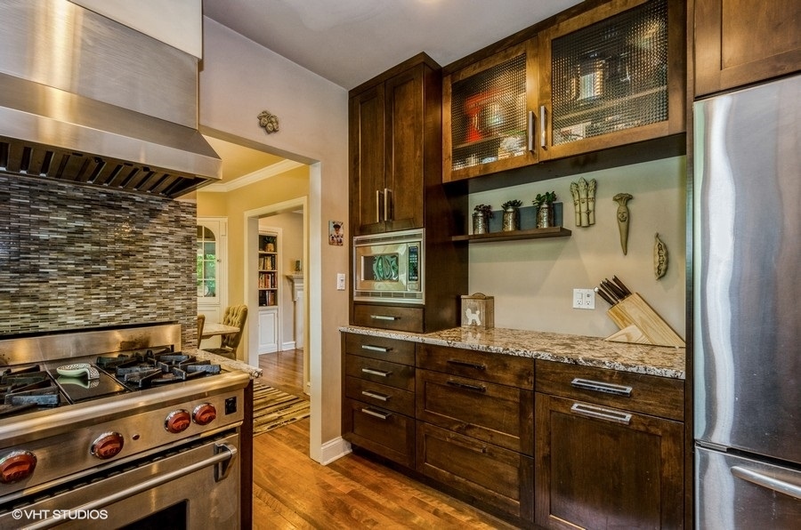 9337 Crawford Avenue Evanston, IL 60203 - Photo 18 of 37