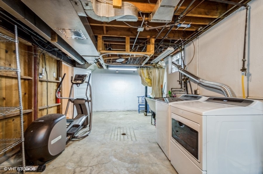 9337 Crawford Avenue Evanston, IL 60203 - Photo 31 of 37