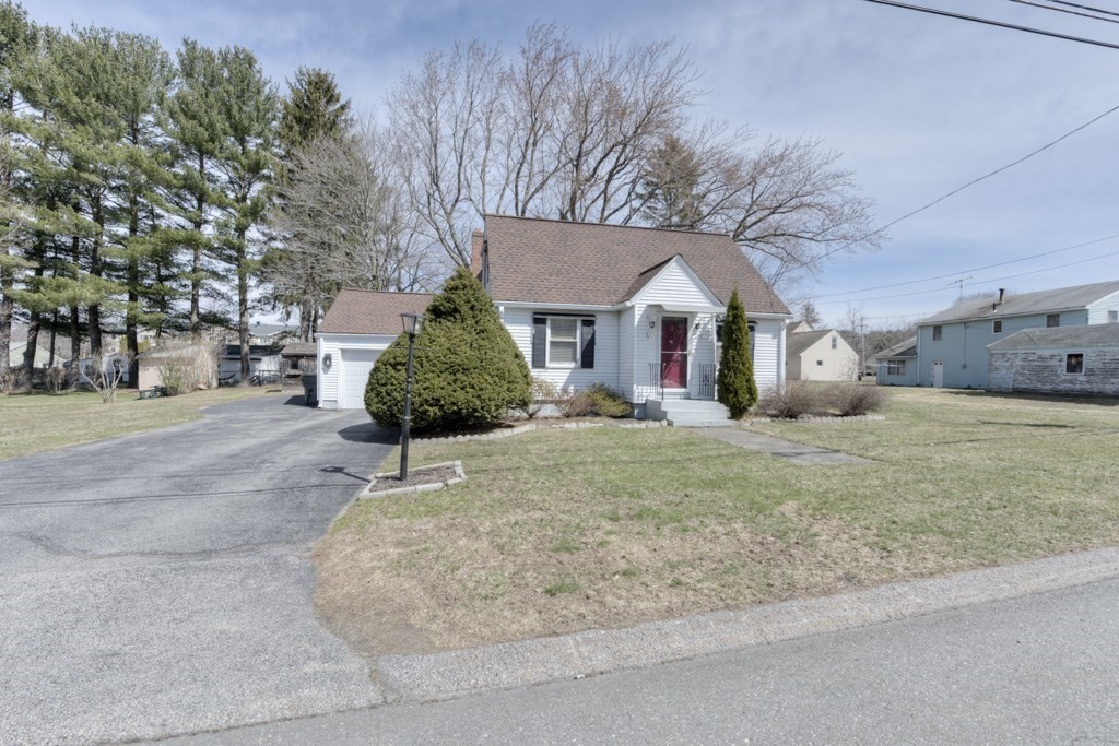 2 Kimball Road Auburn, MA 01501 - Photo 4 of 31 Gallery Image 4